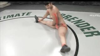 Hot fighters show their skills on the mat!