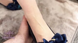 Creampie Stepmom while this playgirl takes a work call