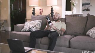 Adult Time - Sexy Honey Alex Coal Surprises BF Mid-handy Masturbation & Turns It Into Energetic Screw