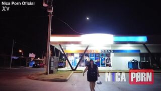 Prostitute wife strips nude in the streets of the "Ciudad Doral" residential complex in Mateare