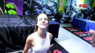 Pink-haired Solo Floozy Fists Gape Pussy and Squirts in the Garden!