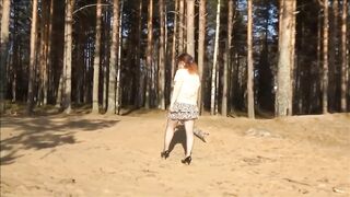 Walk in Pantyhose no panties 4