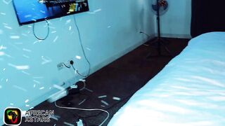 Netflix and Chill Disaster – Boyfriend Slides Into His Girlfriend’s Soaked Twat Instead of Pressing Play
