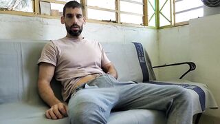 unshaven hands fuel Implacable knob domination