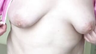Bazookas slapping till cum