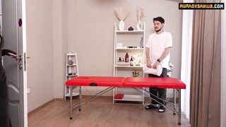 A massage therapist's appointment ended in sex for the client. FULL on MurkovskiHub com