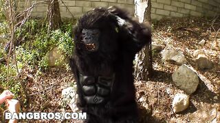 BANGBROS - Rebecca Blue, Tara Lynn Fox and Katie Summers Monkey Around