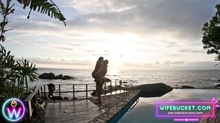Wifebucket Amateurs - Banging her against a marvelous sunset