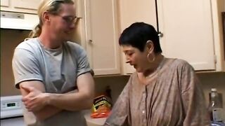 Old & young snatch screwing, booty fingering with facial