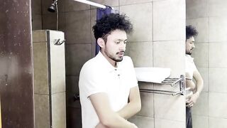 The Hawt Shower