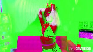 Lewd Blonde Venus Rivers Can't Stop Riding Knob Until Her Twat Is Stretched