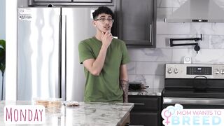 "See How Wet Stepmommy Is For YOU" Addison James Takes Big Creampie