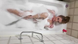 I Get It for My Twat in the Bathtub!