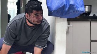 Curvy MILF Mara Sex bangs a thief