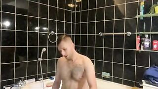 Hot shower soft dong