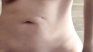 Esposa de mi'migo pierde apuesta y tiene que montarme con su rico culote - Hermosas Tetas