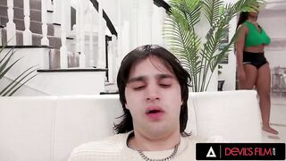 Sweetheart Cheats On BF 'cuz This dude No Longer Titty Bangs Her