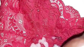 Jerking off S10 E8... 4 cumshots on her Panties