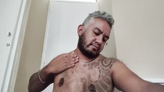 Transman with big erection until this chab finishes