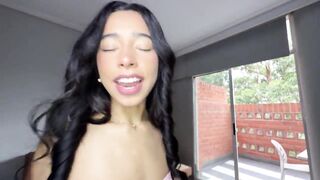 YOUR BOOTY IS SO GOOD, IT REMINDS ME OF MY PILLOW