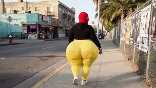 Big Booty Beauty Walking in Tight Leggings on the Street
