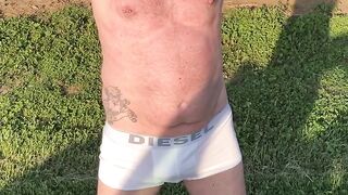 Outdoor Piss