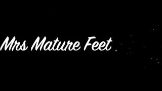 Mrs Mature Feet & Her Nylon Lover 453