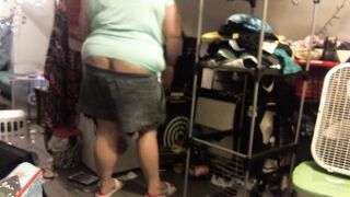 corpulent white cutie buttcrack folding clothes
