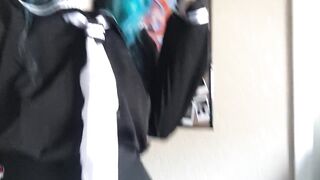 OwO hentai cutie shows up skirt