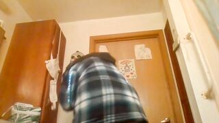 Vibe in Butt to Taut and Big Ass