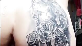 tattooed hotties masturbate