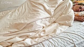 Husband wakes up his wife in the morning and starts to screw her warm and slippery twat - JIZZ FLOW