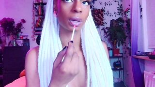 Ebony Female-taskmaster Chayenne lets you worship her consummate lips