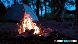 Sneaky Family Screw-Camping