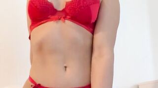 Angel Ritchies vagina pulsating for your knob to go into