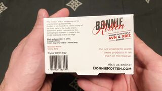 Bonnie Rotten vibrator sleeve review and unboxing