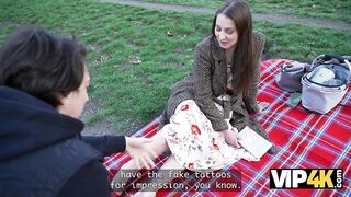 VIP4K. Livia Venom know how to Tempt a guy