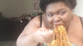 EBONY BBW EATS PASTA DINNER