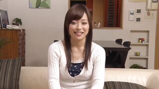 Oral job from a married woman - I can't stop getting horny while watching a chap jerk off... 4