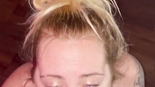 Golden-haired Bitch give a Rimjob & drinks piss