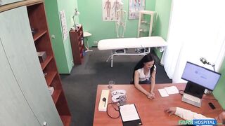 Teen needs sexual advise from aged doc - Fake Hospital