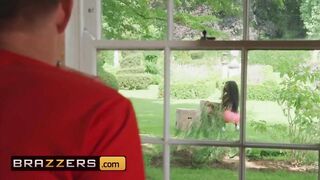 Kiki Minaj Danny D - Stripped To The Neighborhood - Brazzers