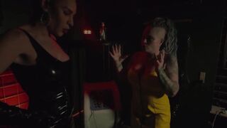 Stunning Transsexual Gives Electro