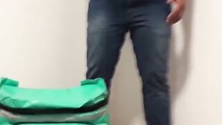 The Delivery Chap Received His Payment by Having Sex with the Trans Woman.
