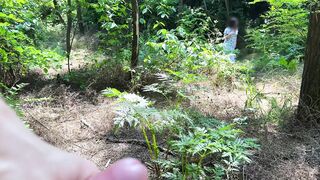 HANDJOB in PUBLIC - Stranger Woman Caught me Masturbating and Makes Me Cum!