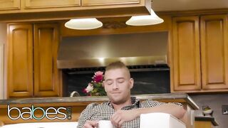 Xander Corvus Lily Rader - Can I Make It Up To YOU - SWEETHEARTS
