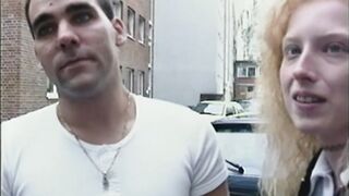 Blonde Maus beim Casting vorgestellt