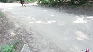 two STRANGER TEMPT GERMAN BBW TEEN in Berlin to Fuck PUBLIC