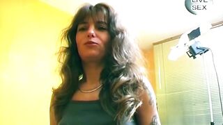 Brunette Slides Giant Blue Sex-toy Deep Inside