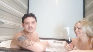 Bathtub with inês Ventura